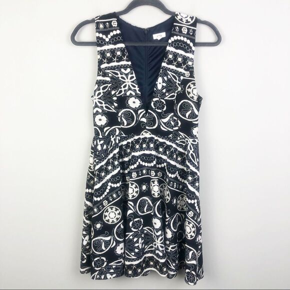 LUCCA COUTURE | Plunge V-Neck Fit & Flare Navy Mini Dress Women’s Size Medium - Picture 1 of 9